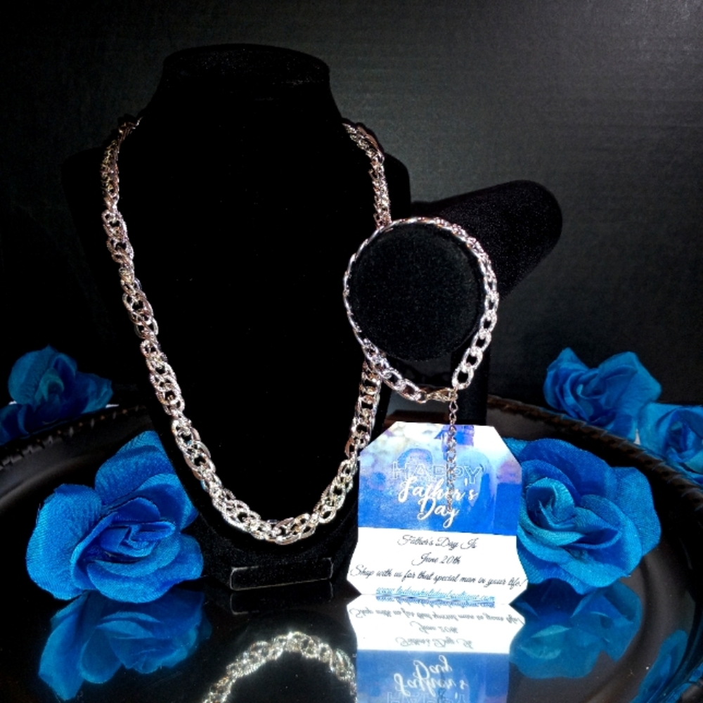 The Silver Link Jewelry Set!